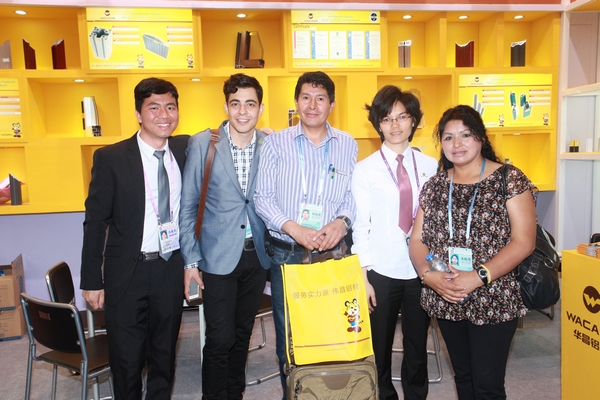 Z6人生就是博铝业参展117届春交会