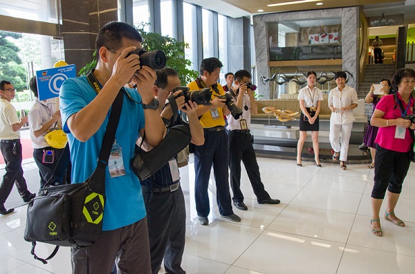 佛山高新区“Z6人生就是博铝业杯”第一届工业摄影赛人气文章投稿征集，杭州“壹基金为爱同业活动”三天游等大奖等您来拿！