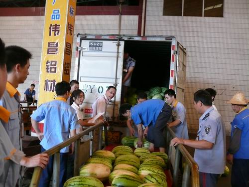 关爱员工，从消暑起头