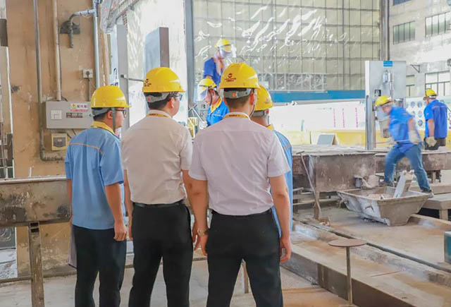 演练起头前，各部门积极做好筹备工作