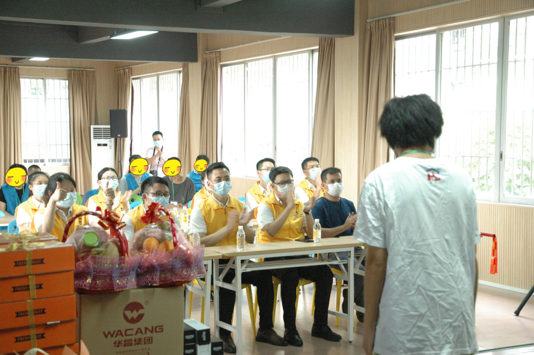 推广社会责任,彰显企业担任|Z6人生就是博集团前往狮山镇幼塘社区康园中心发展慰问活动