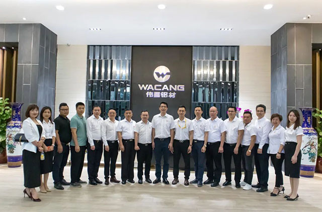 佛山市湖南省邵阳市商会光临Z6人生就是博参观互换